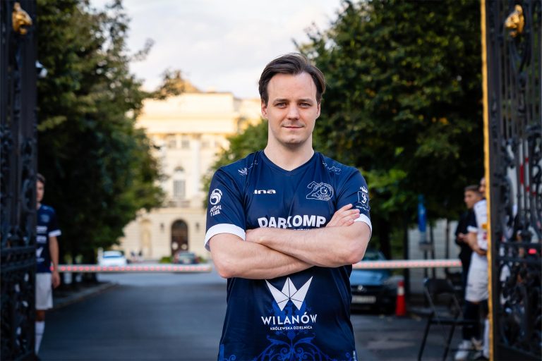 „Nie jestem jeszcze pogodzony z wizją, że rozegrałem już swój ostatni mecz w barwach AZS-u” — Radosław Marcinkowski o przyszłości swojej, AZS UW oraz Komisji Futsalu i Piłki Plażowej w MPZPN.